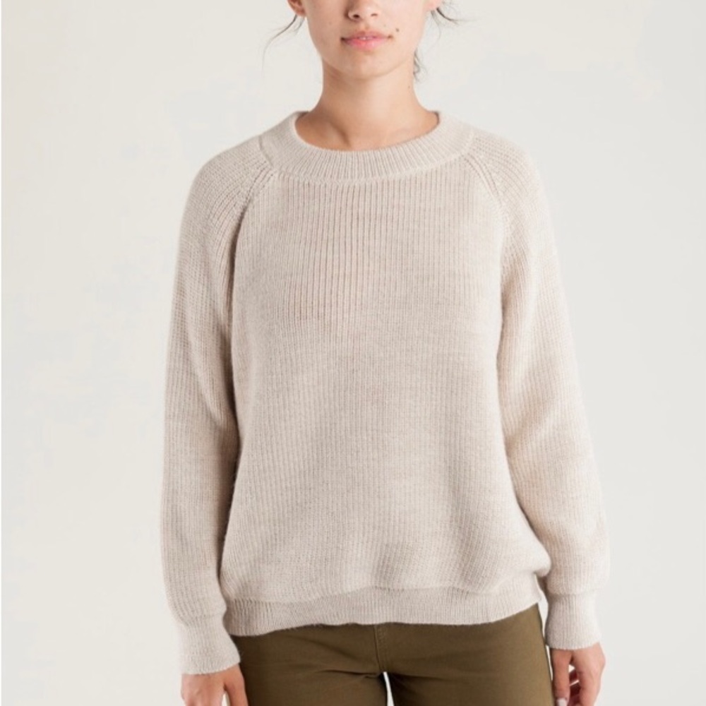 The Ali Golden Chunky Pullover in Black
